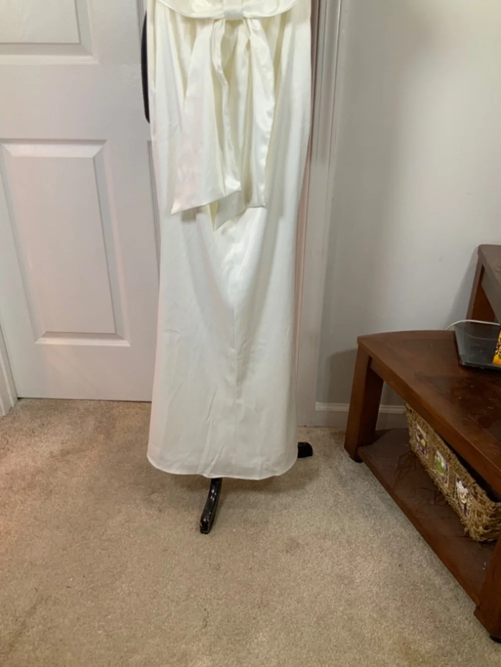 Saints and Secrets NWT White Satin Halter Maxi Dress Open Back Bow Bridal Small - Picture 10 of 12